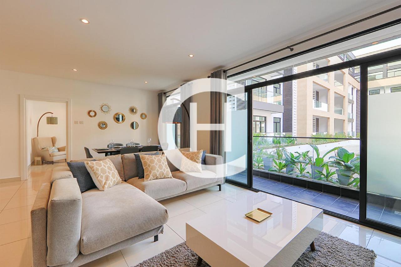 Embassy Gardens By Clifton Homes Акра Екстериор снимка